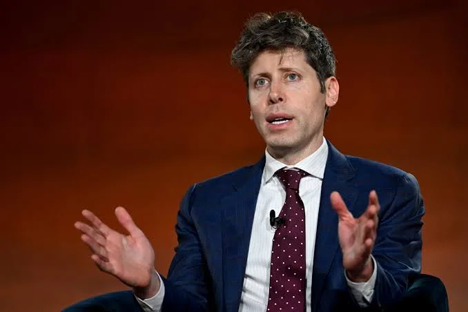Sam Altman: Svět by měl přijmout, že umělá inteligence způsobí i špatné věci
