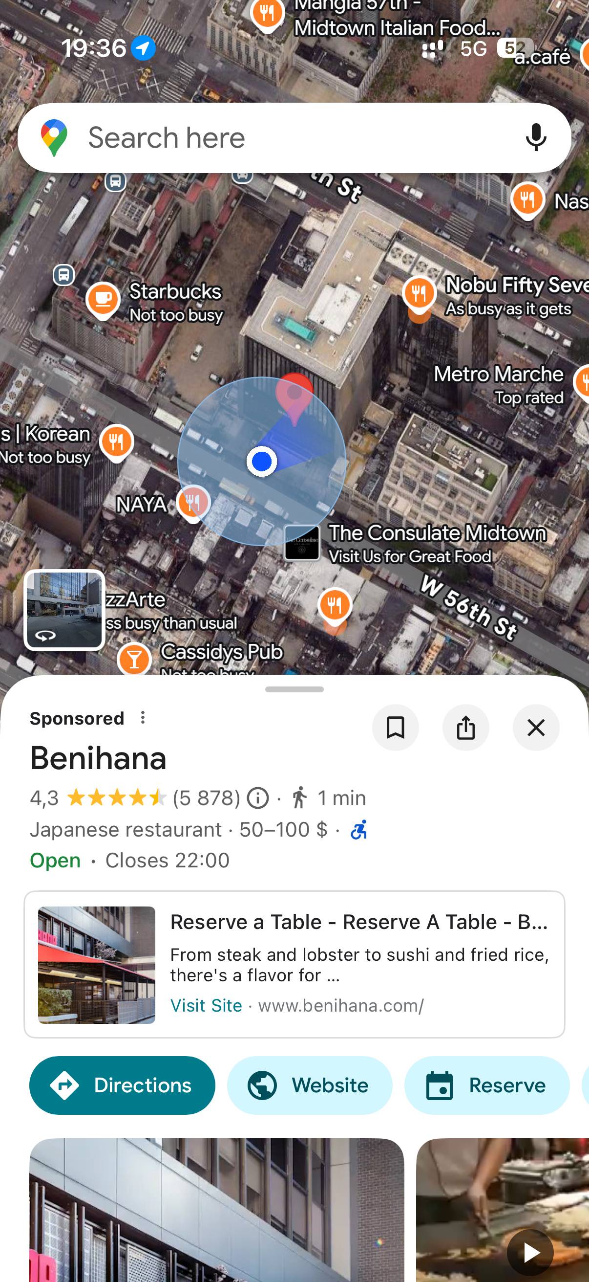 Mapa centra New Yorku s vyznačenou restaurací Benihana a ulicemi W 57th St a W 58th St