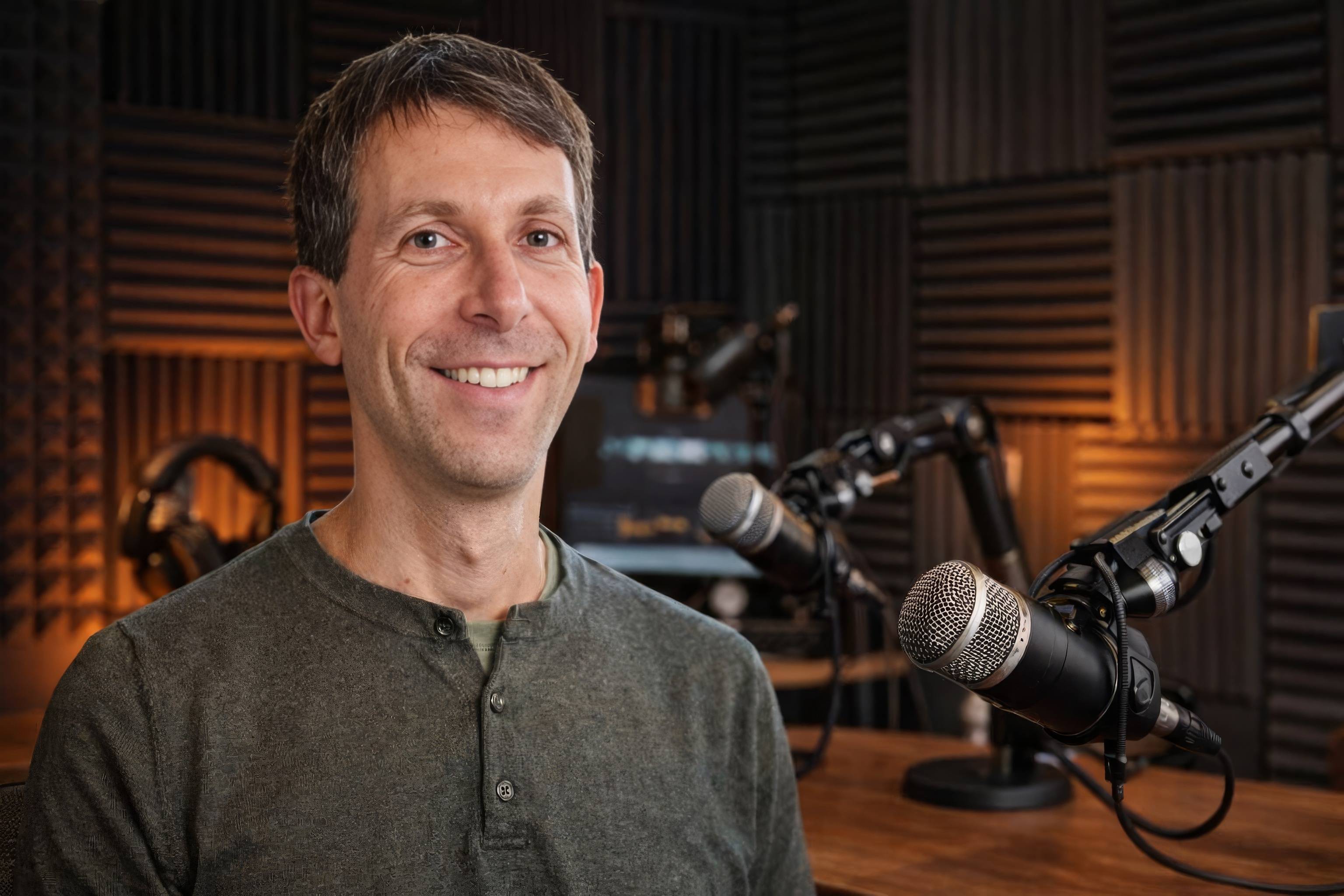 Slavný výzkumník David Silver v Evropě zakládá startup na superinteligenci, bez LLM