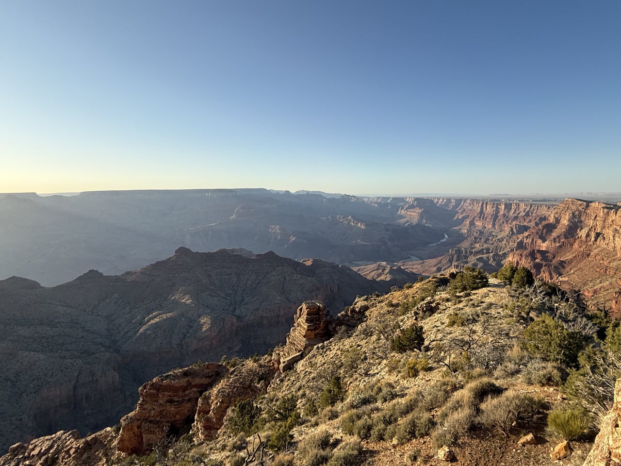 Pohled na Grand Canyon z Desert View Point při západu slunce