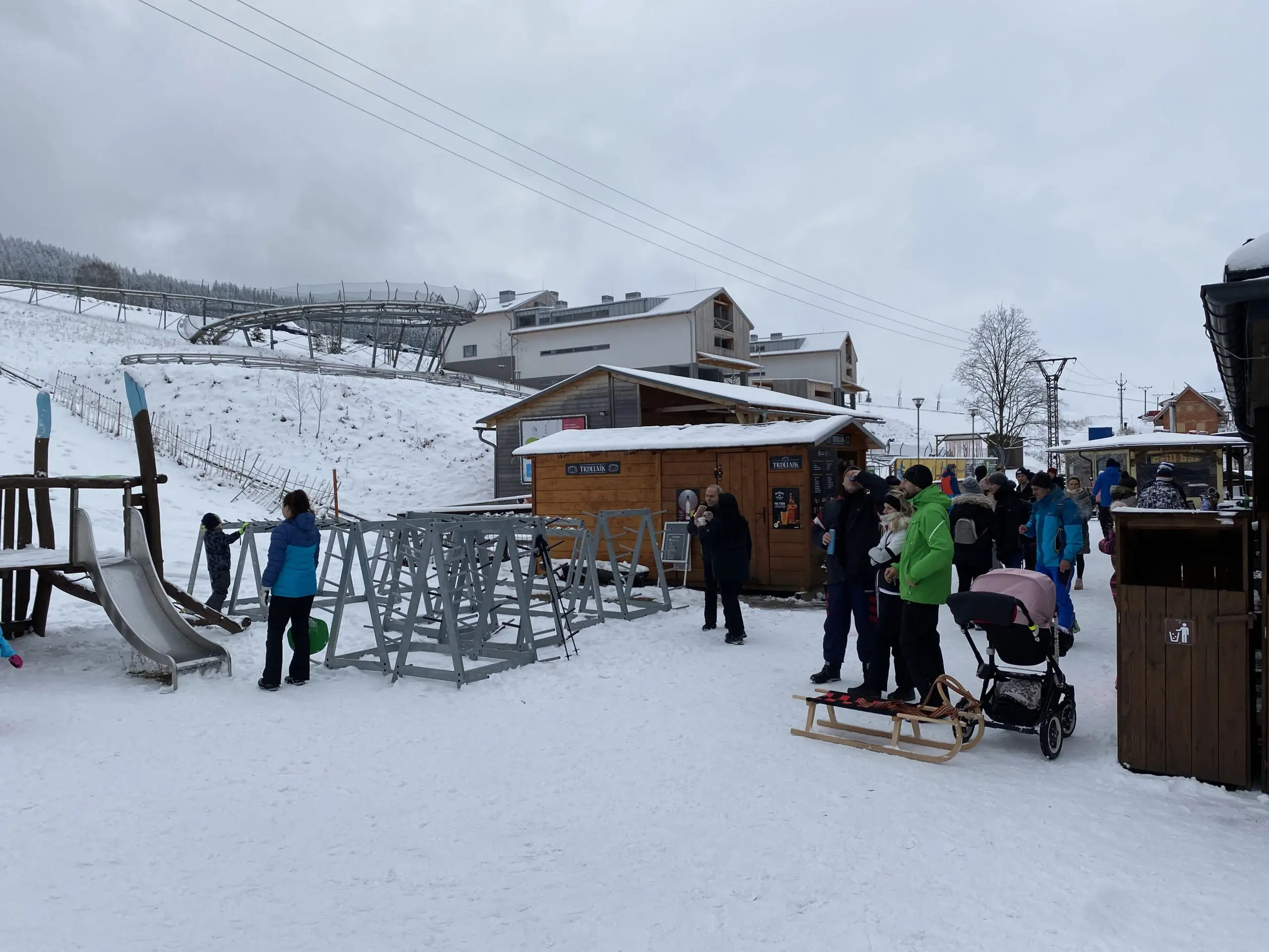 dolni-morava-cesta-k-lanovce-na-rozhlednu2-scaled