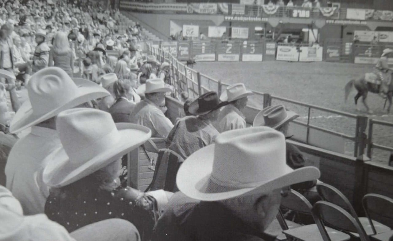 Ródeové vystoupení v Cowtown Coliseum.