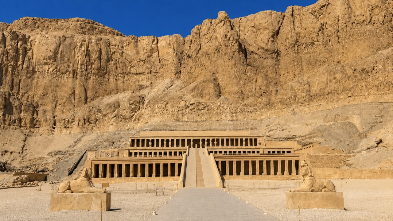 Chrám Hatšepsut v Egyptě: žena na trůnu faraonů a tajemství Dér el-Bahrí