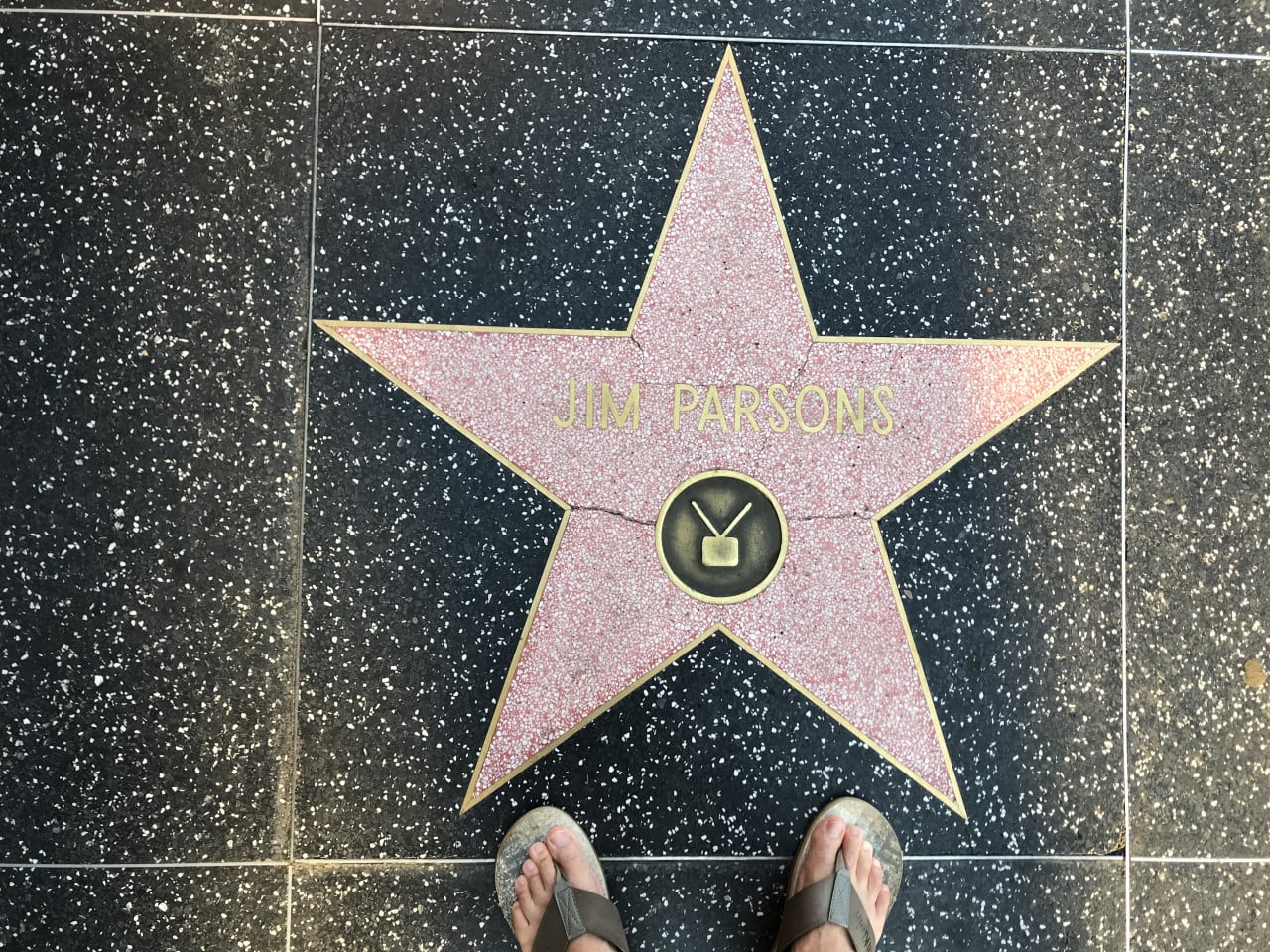 Hollywoodský Chodník slávy: 2 800 hvězd v chodníku, za které celebrity platí 85 000 dolarů – a realita, která vás překvapí