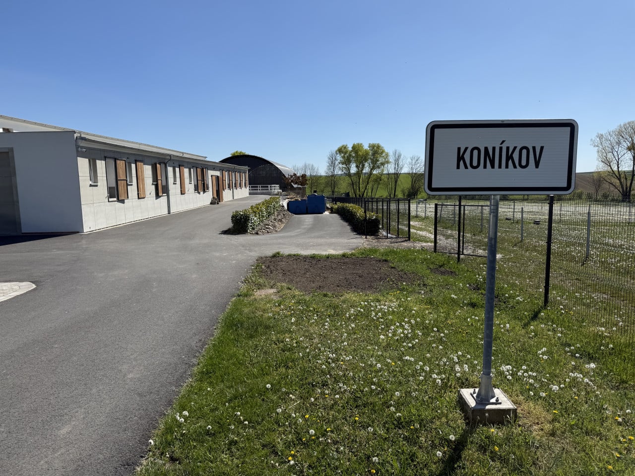 Jezdecká stáj Carcassonne – nový domov pro naše koně