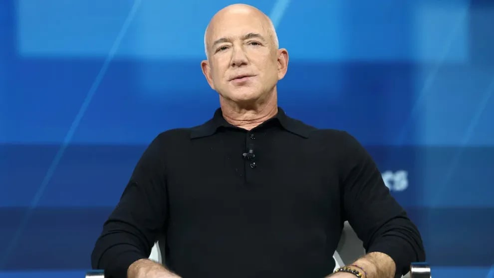 Bezos a jeho projekt Prometheus odhalují karty. Staví AI nástroj pro inženýry.