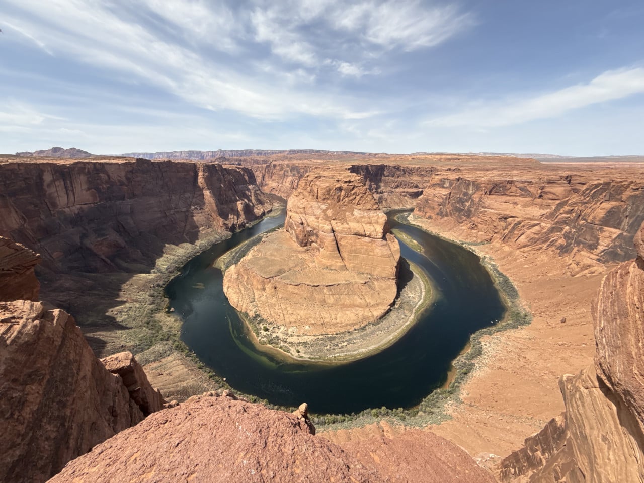 Horseshoe Bend v Arizoně: podkova, která vám vyrazí dech (a na fotkách to tak nevypadá)