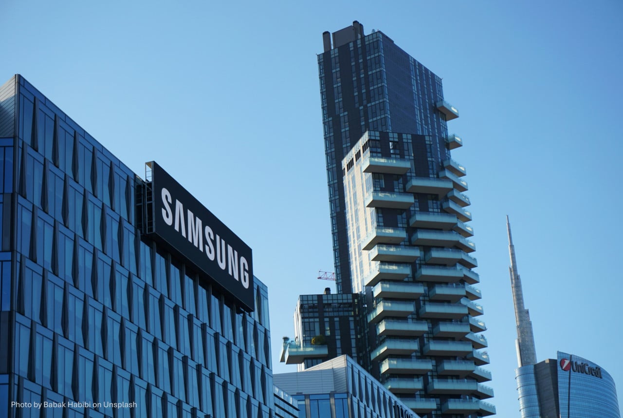 Samsung sází 73 miliard dolarů na AI čipy. Jde o největší jednorázovou investici v historii průmyslu