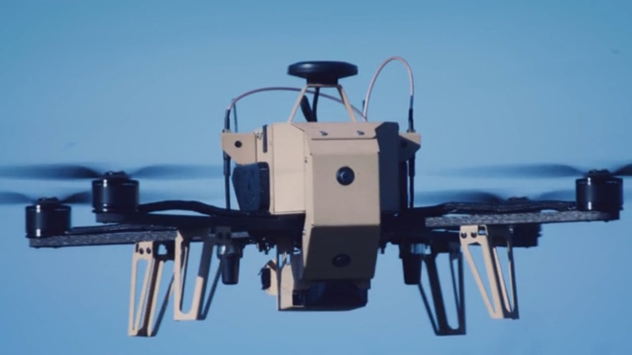 Vojenské drony řízené AI: Scout AI otřásl světem obrany živou demolicí bez lidského dohledu