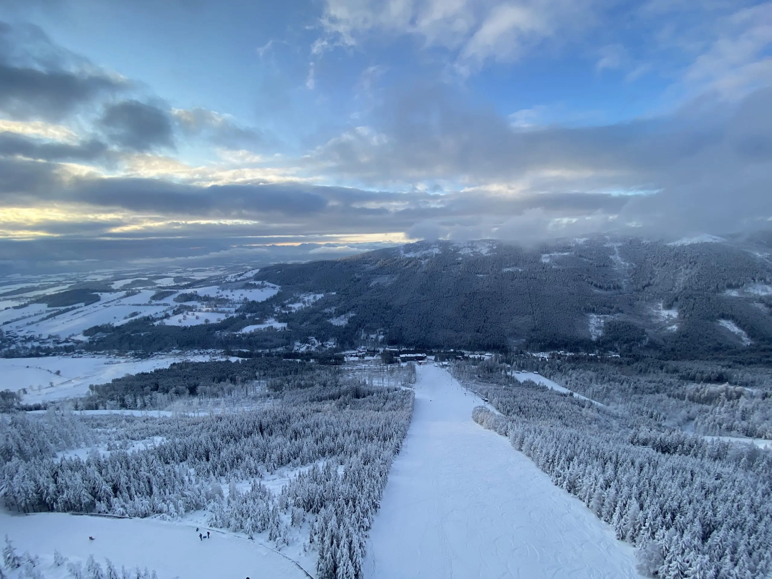 stezka-v-oblacich-nadherny-vyhled8-scaled