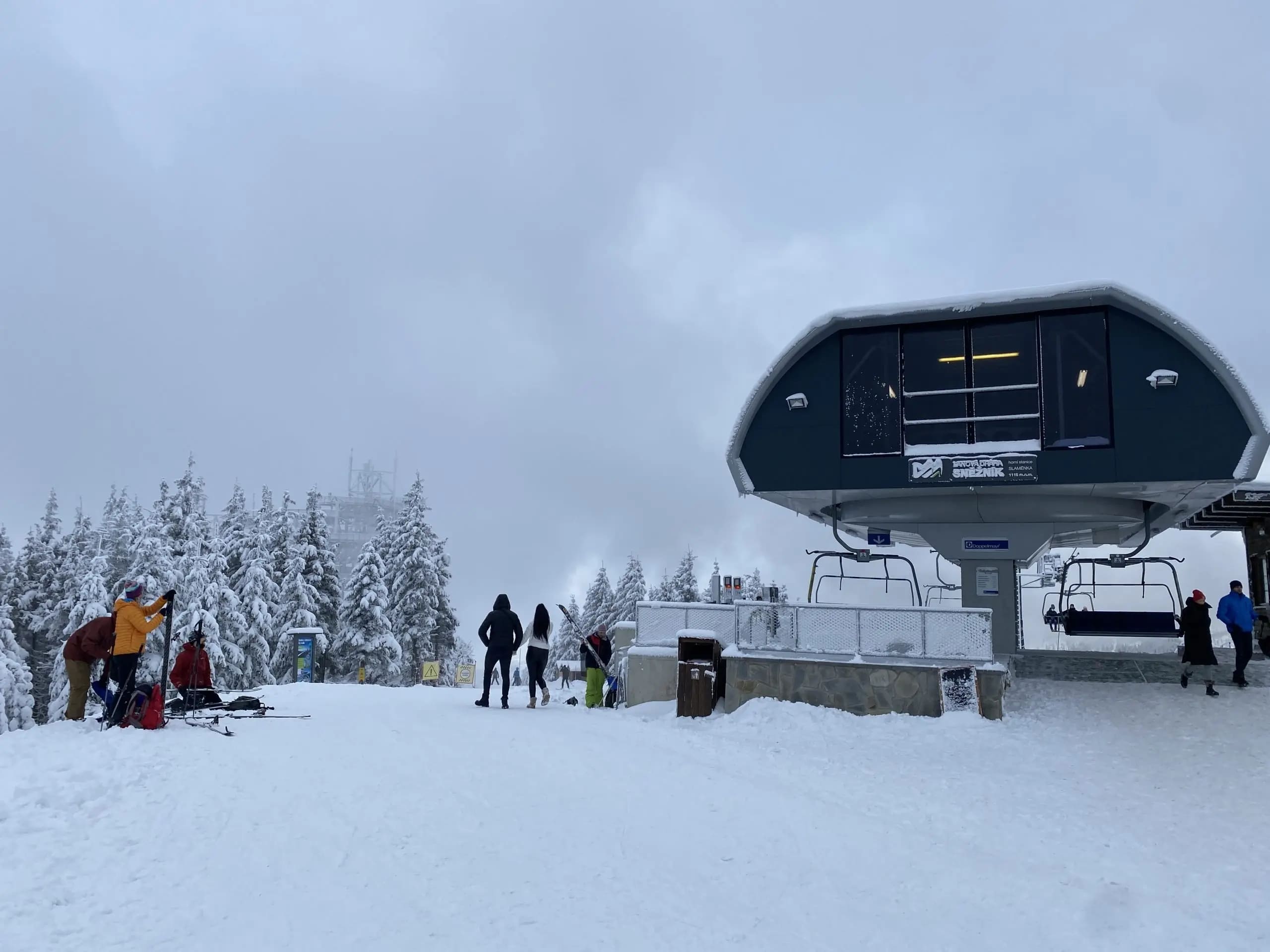 stezka-v-oblacich-vyjezd-lanovkou6-scaled