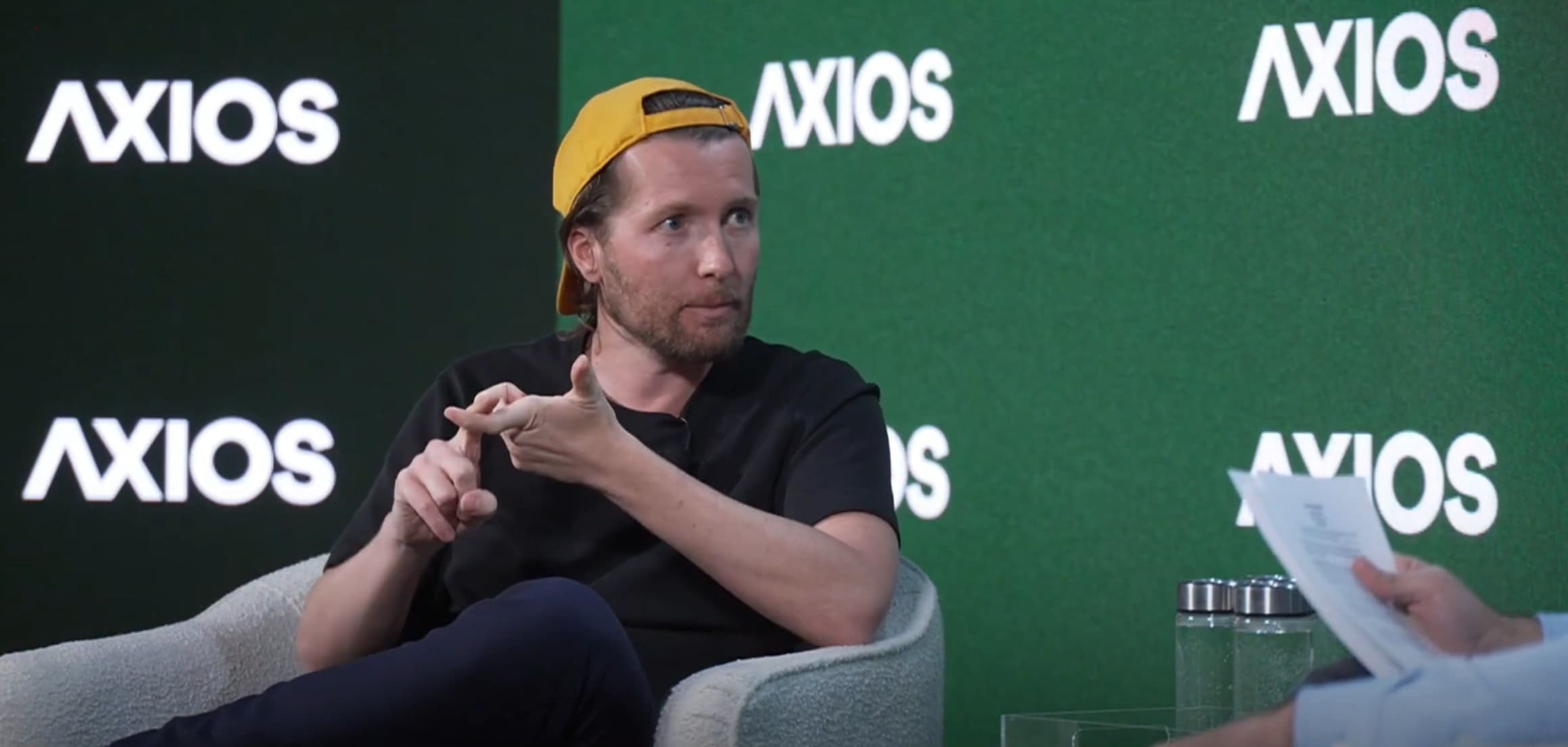 CEO Hugging Face Clem Delangue:  Žádná AI bublina, ale LLM přehřátí