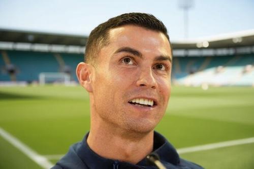Ronaldo se stává investorem v Perplexity AI, konkurenta Googlu