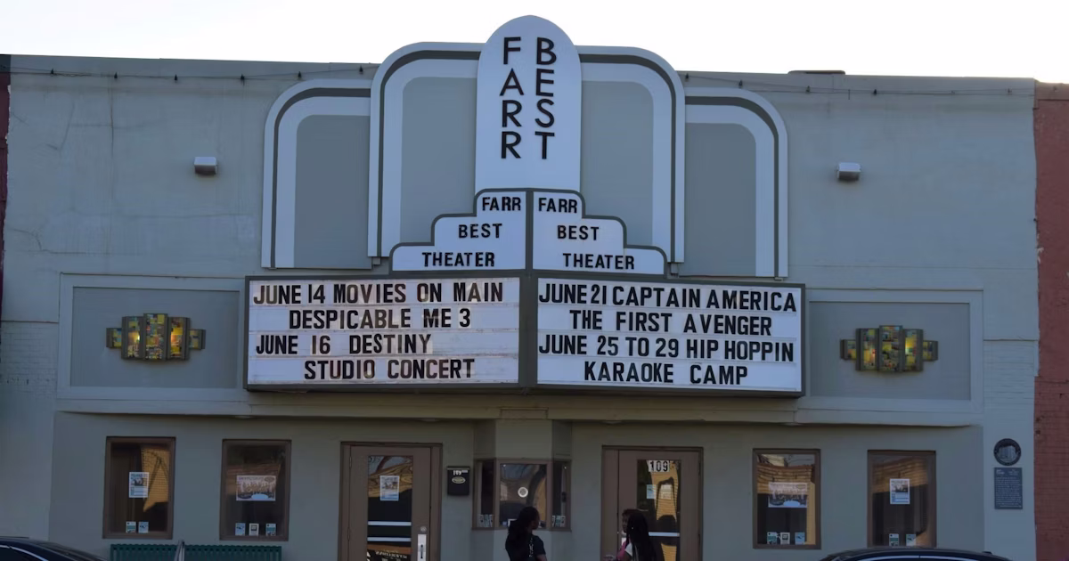 Strašidelné divadlo Farr best v Mansfieldu