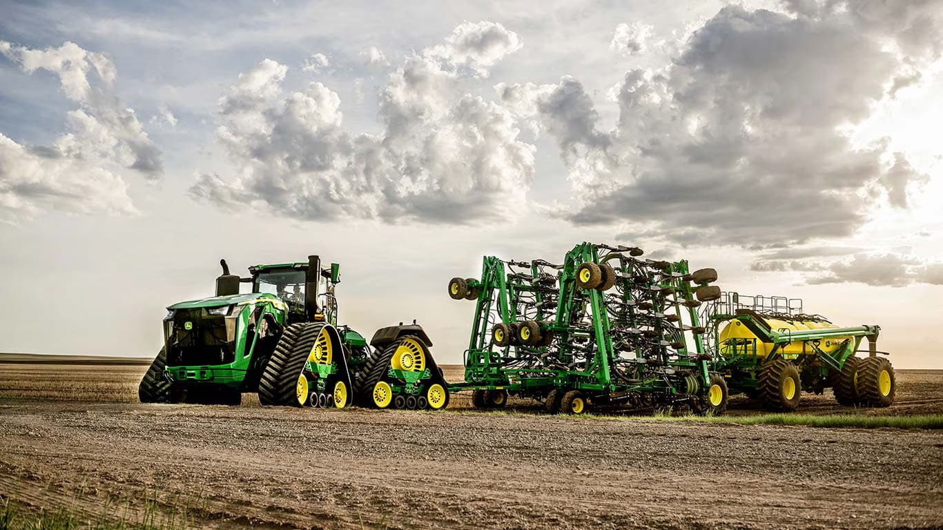 John Deere: Jak umělá inteligence transformuje zemědělství