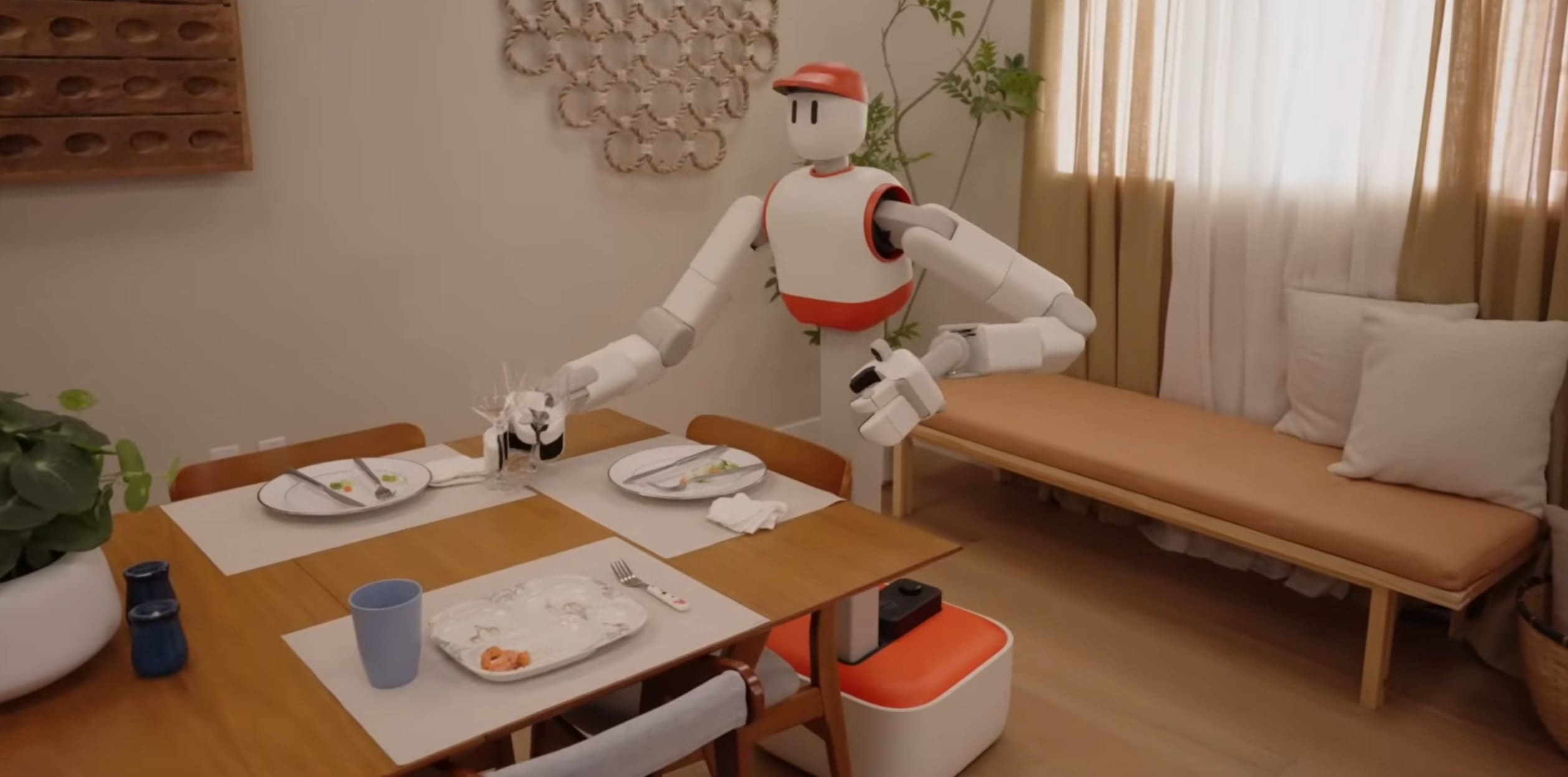 Jak rukavice za 4600 Kč naučily robota Memo pracovat v domácnosti