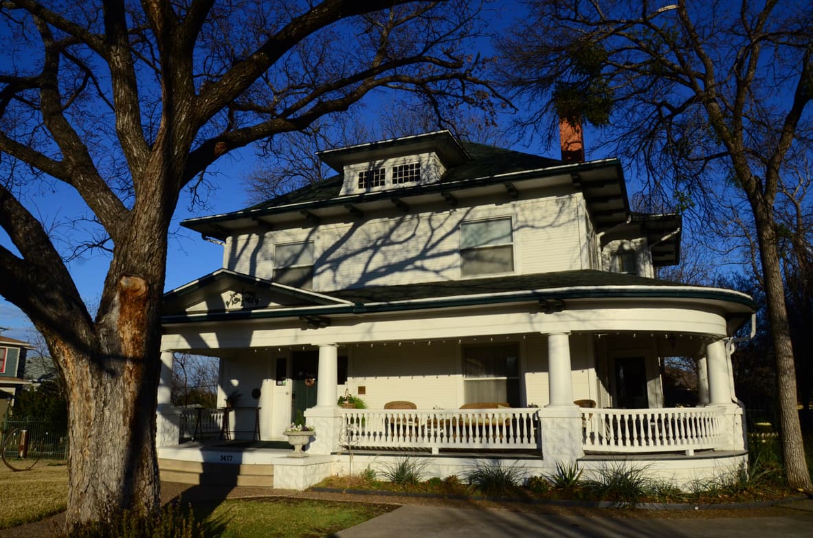 Nocleh se snídaní v Bílém domě v Texasu